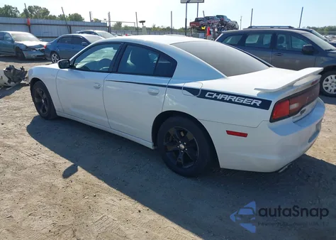 2014 Dodge Charger Se z USA, uszkodzony, nr VIN 2C3CDXBG3EH117051